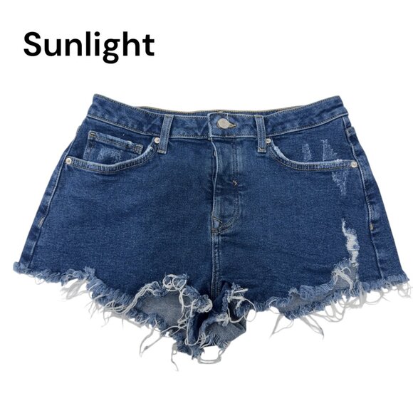 Forever 21 Premium Womens Distressed Denim High-Waisted Short Short  Size 28 - Picture 1 of 14